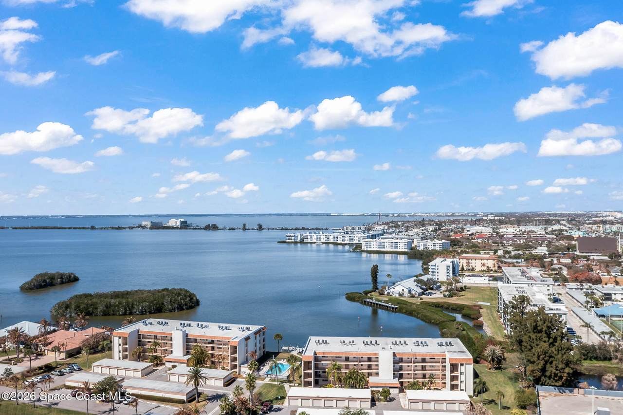 200 Banana River Boulevard - Photo 1