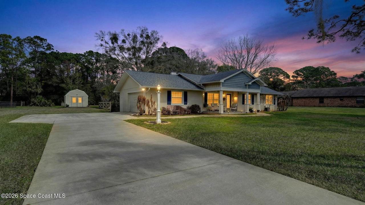 https://bt-photos.global.ssl.fastly.net/spacecoast/1280_boomver_1_1071627-2.jpg