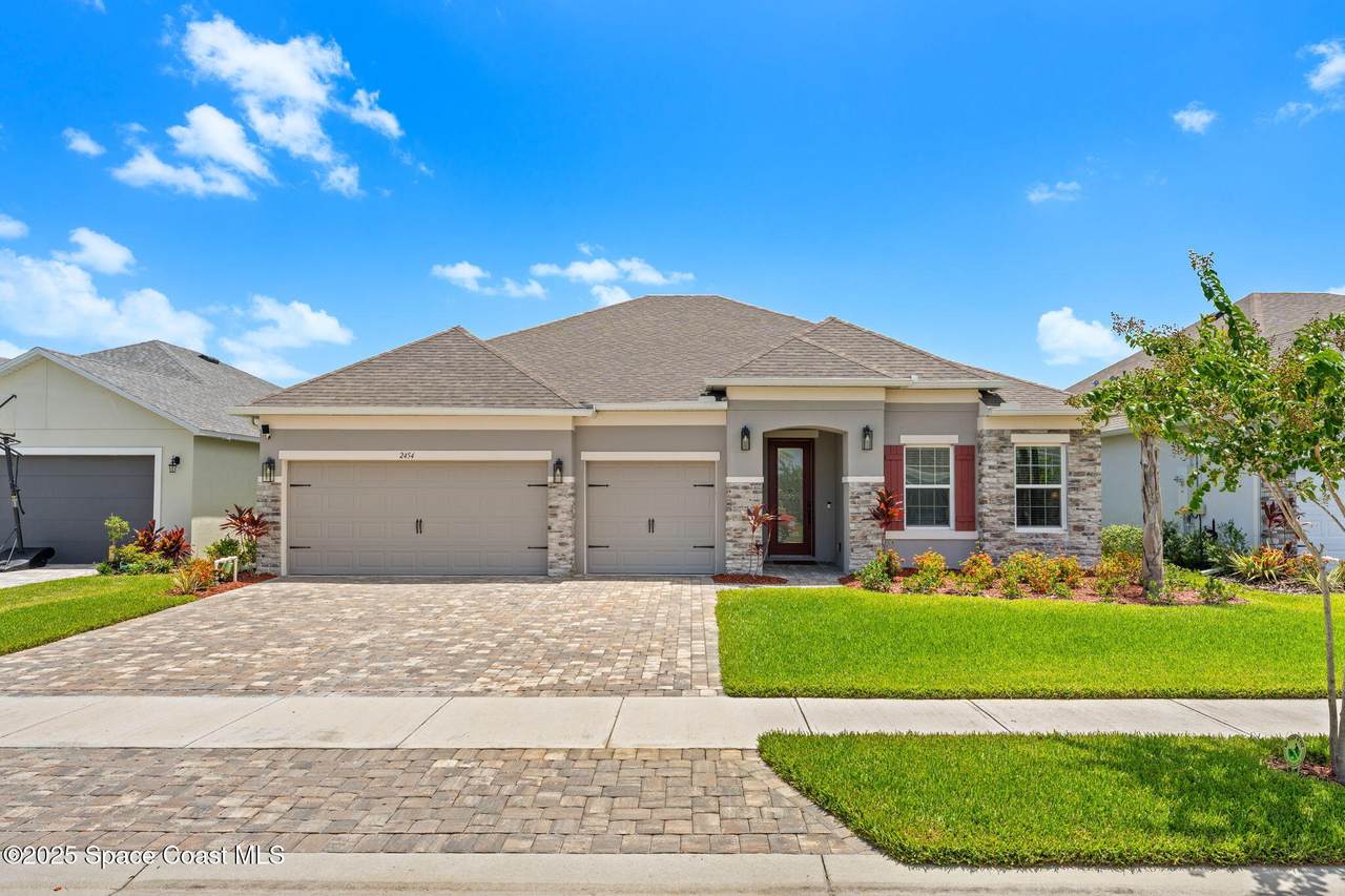 2454 Middlebury Drive - Photo 1