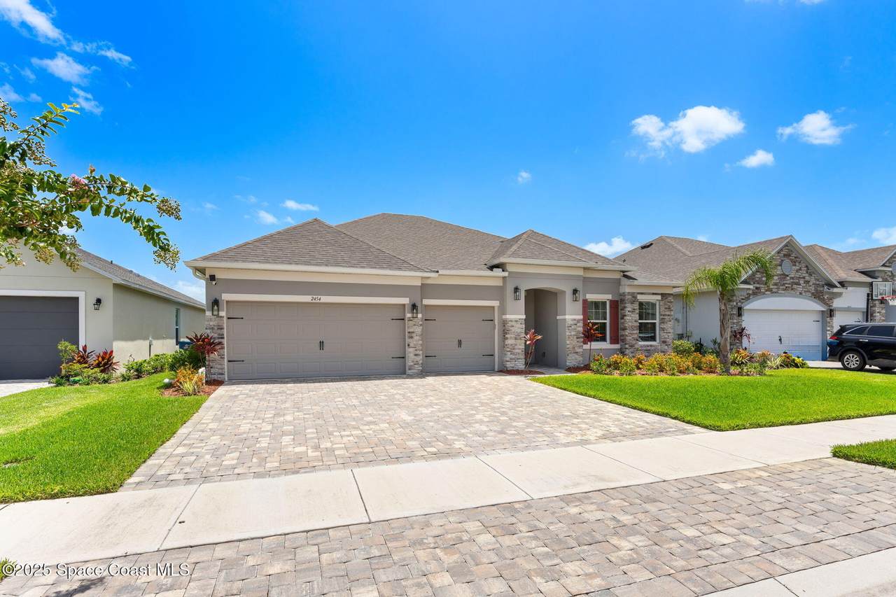 https://bt-photos.global.ssl.fastly.net/spacecoast/1280_boomver_1_1071675-2.jpg