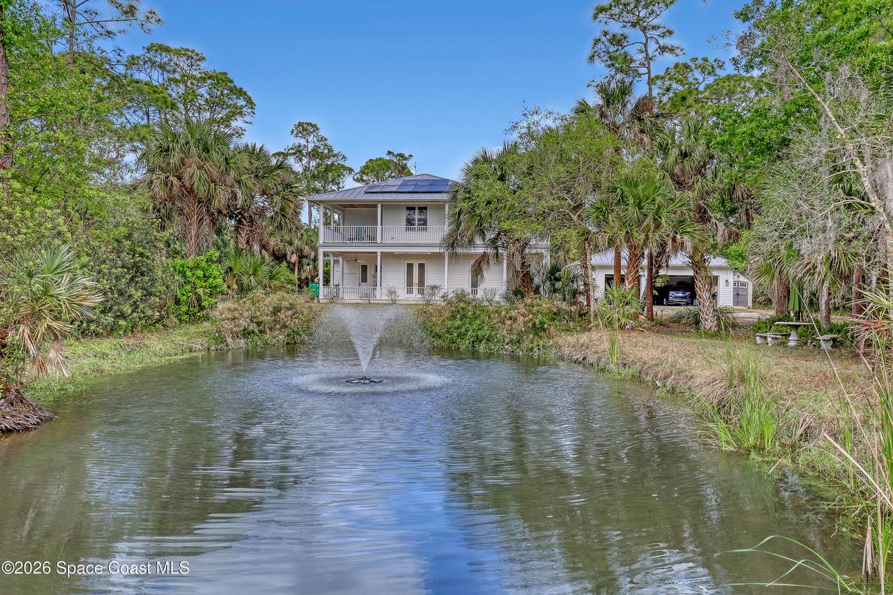 https://bt-photos.global.ssl.fastly.net/spacecoast/1280_boomver_1_1071896-2.jpg