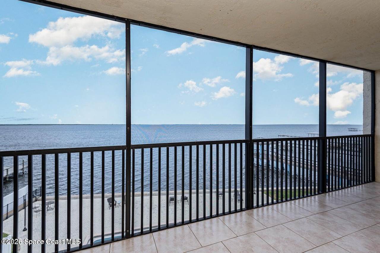 525 Indian River Avenue - Photo 1