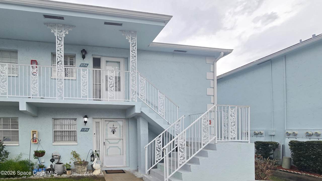 https://bt-photos.global.ssl.fastly.net/spacecoast/1280_boomver_1_1072196-2.jpg