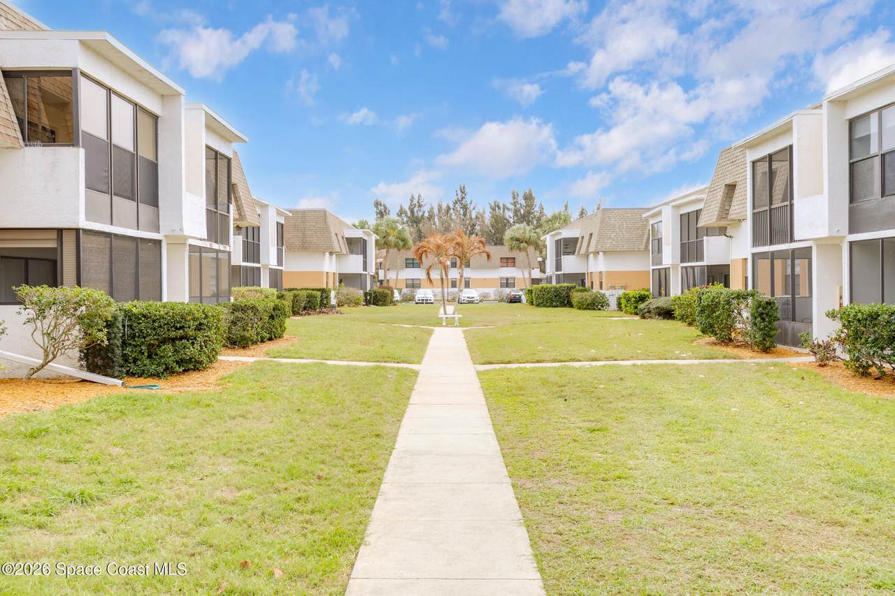 https://bt-photos.global.ssl.fastly.net/spacecoast/1280_boomver_1_1072321-2.jpg