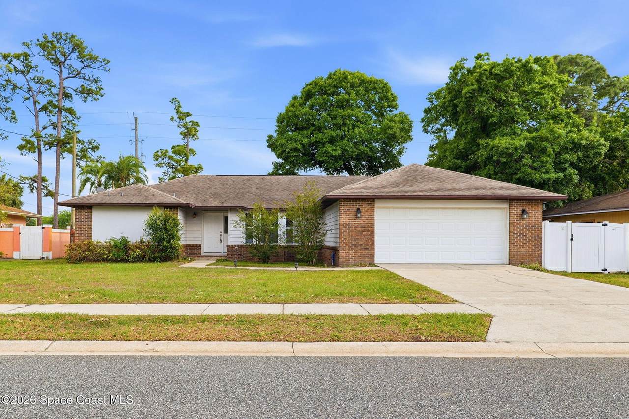 1109 Fairlawn Drive - Photo 1