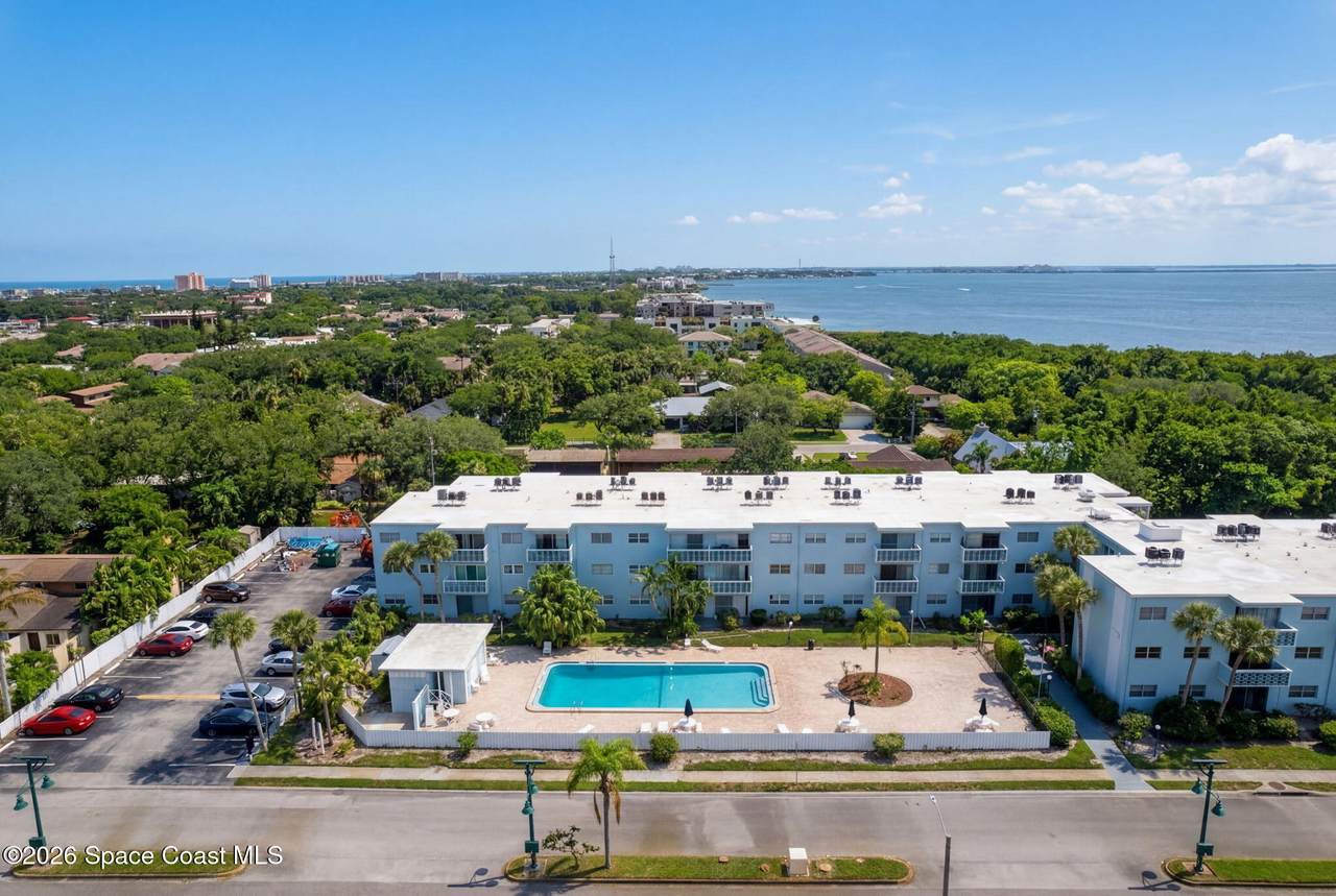 223 Columbia Drive - Photo 1