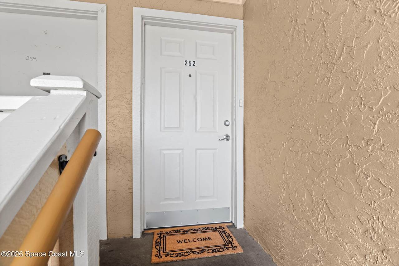 https://bt-photos.global.ssl.fastly.net/spacecoast/1280_boomver_1_1072534-2.jpg