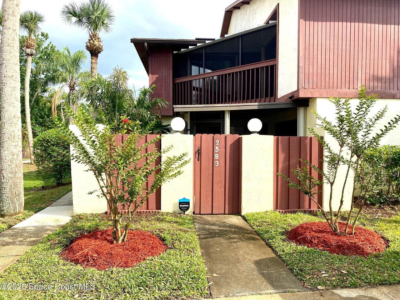 2583 Park Avenue - Photo 1