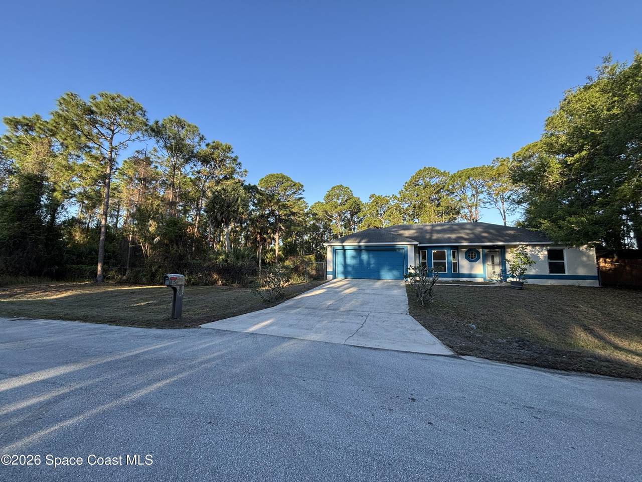 https://bt-photos.global.ssl.fastly.net/spacecoast/1280_boomver_1_1072761-2.jpg