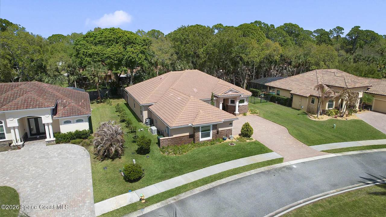 https://bt-photos.global.ssl.fastly.net/spacecoast/1280_boomver_1_1072847-2.jpg