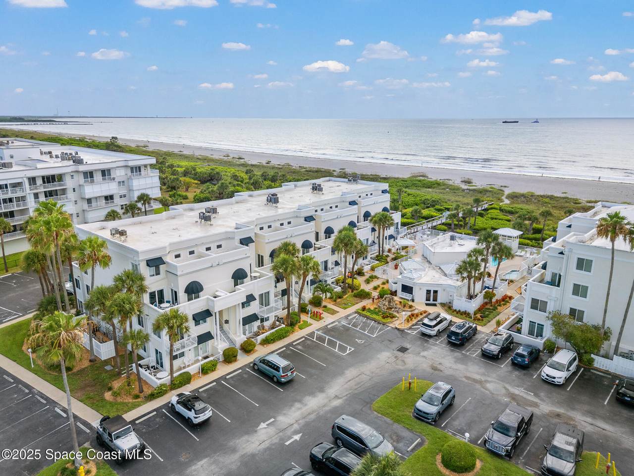 8600 Ridgewood Avenue - Photo 1