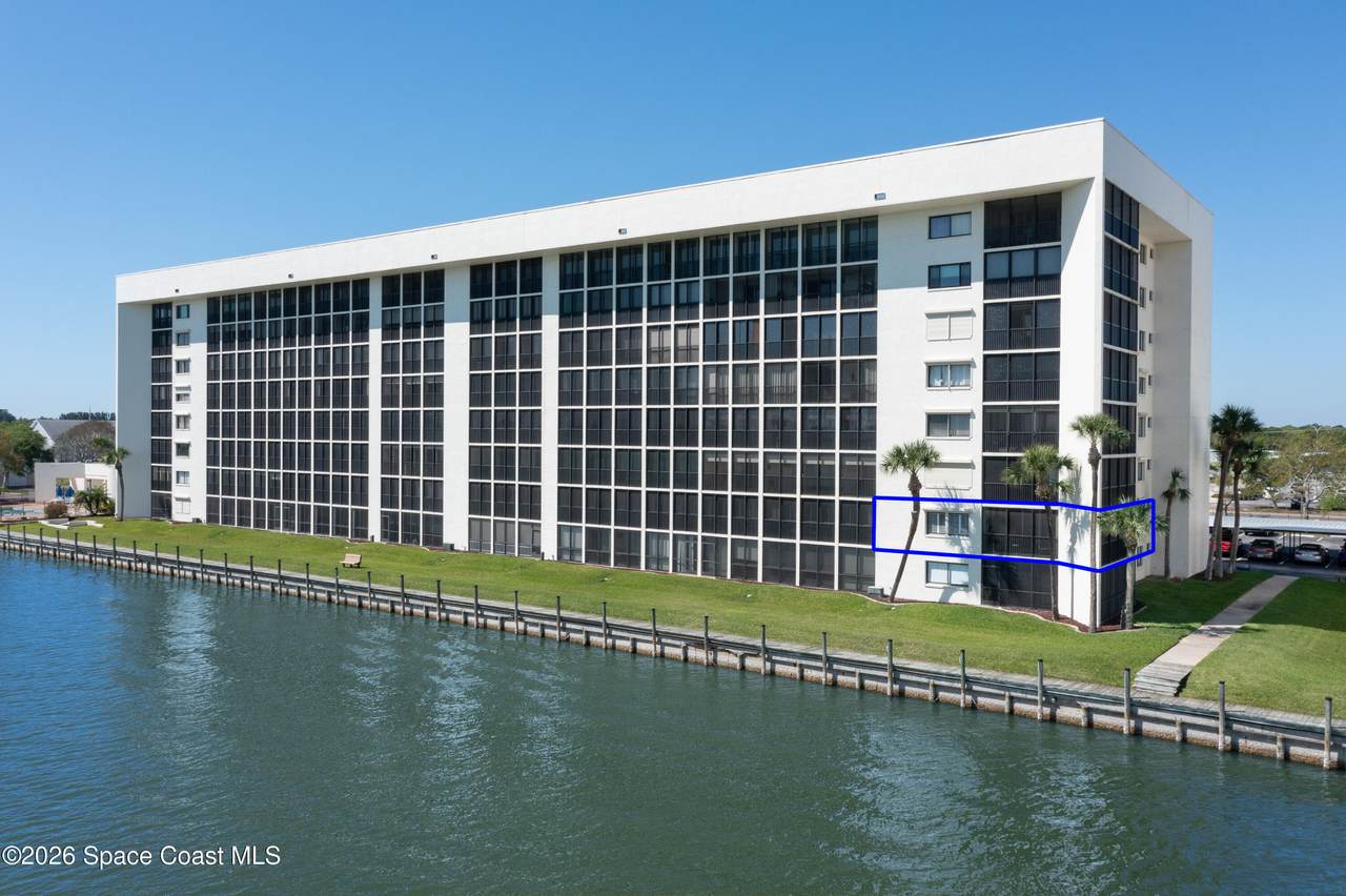 300 Sykes Creek Parkway - Photo 1