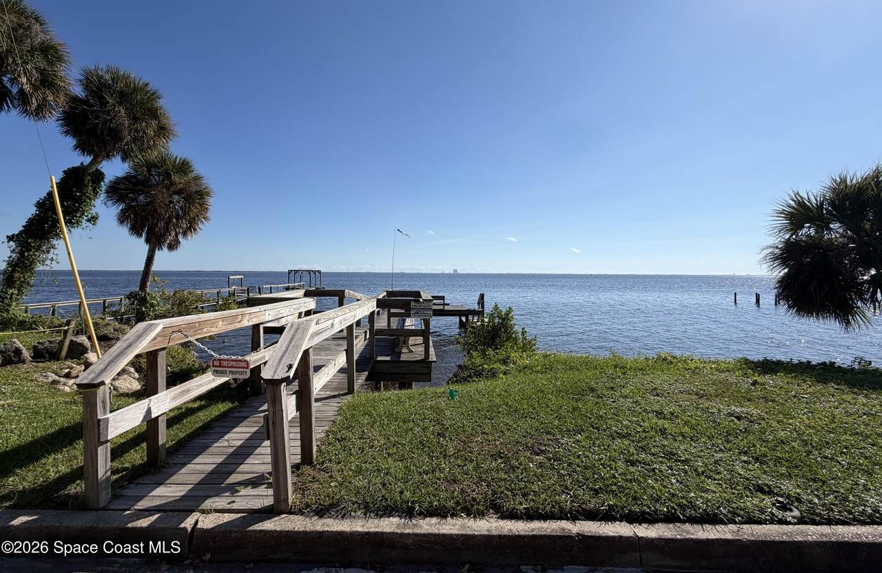 https://bt-photos.global.ssl.fastly.net/spacecoast/1280_boomver_1_1073036-2.jpg