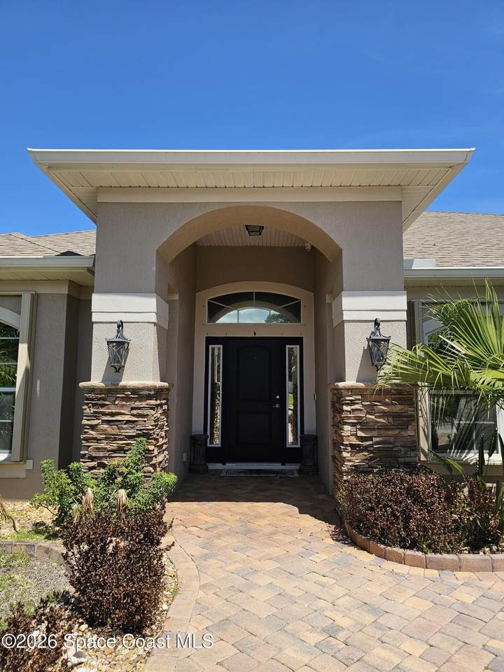 https://bt-photos.global.ssl.fastly.net/spacecoast/1280_boomver_1_1073139-2.jpg