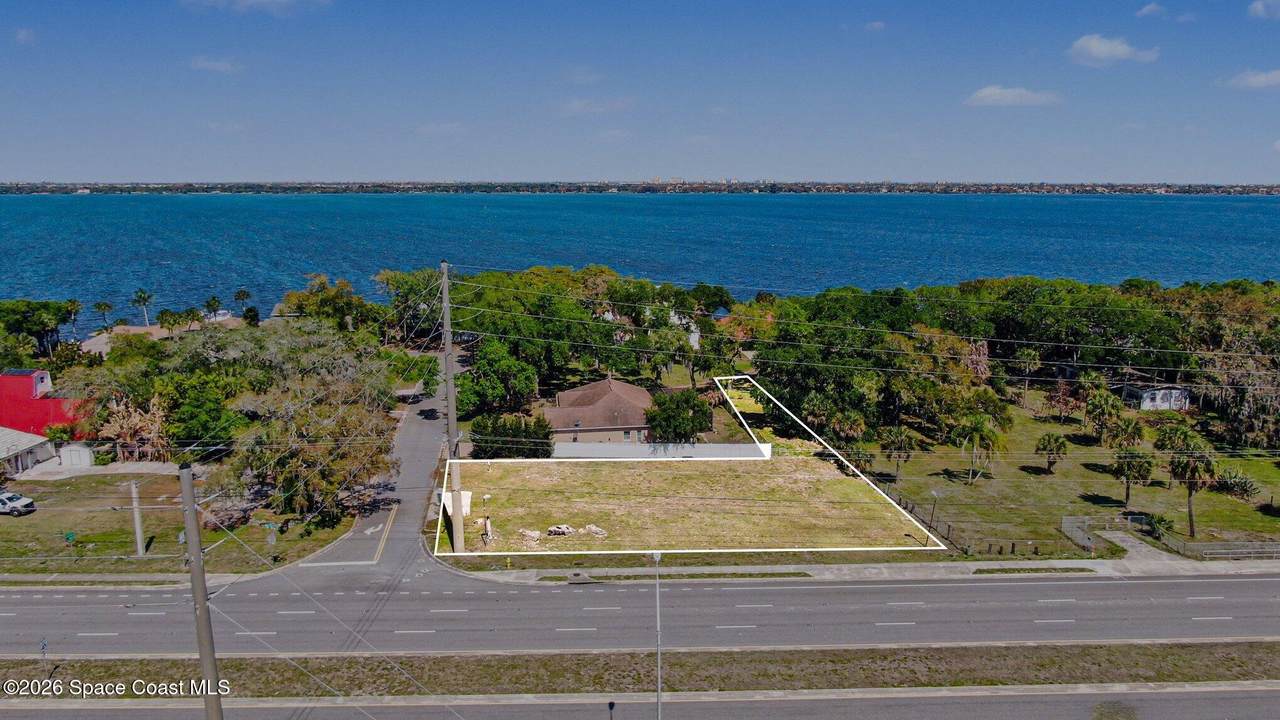 1435 Rose Court - Photo 1