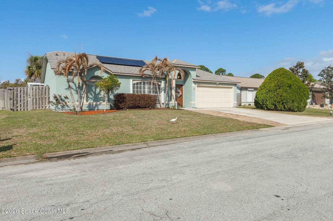 https://bt-photos.global.ssl.fastly.net/spacecoast/1280_boomver_1_1073260-2.jpg