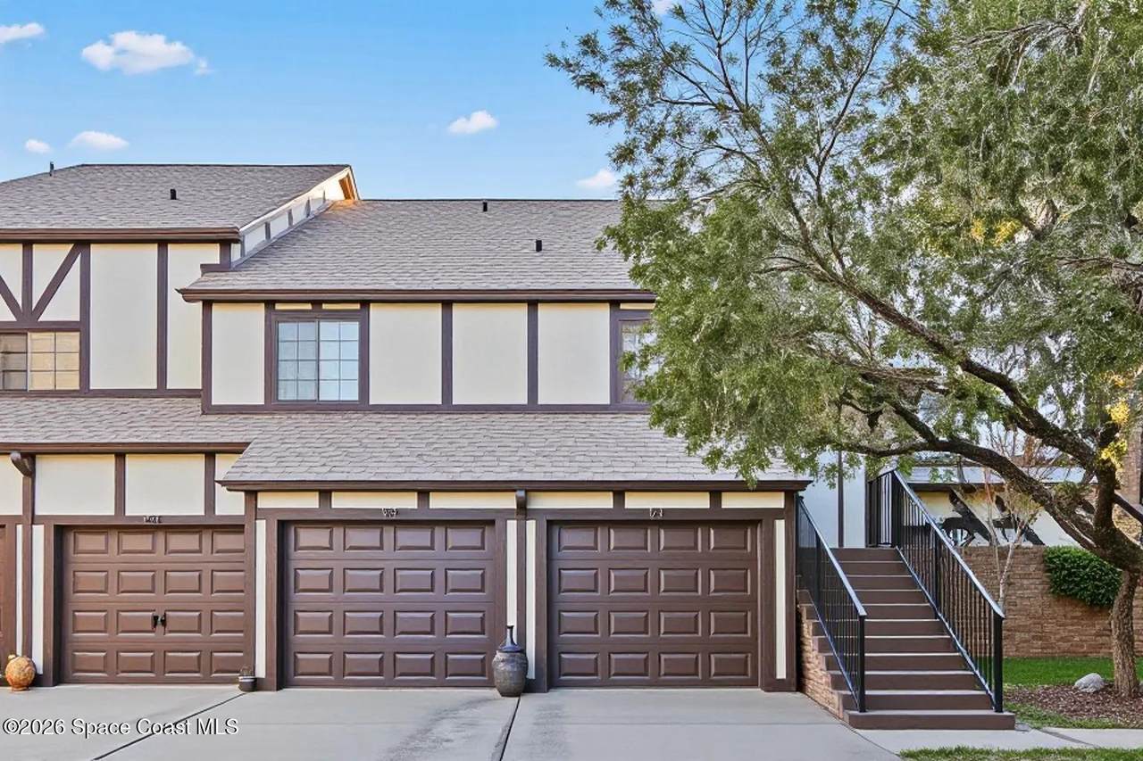 873 Greenwood Manor Circle - Photo 1