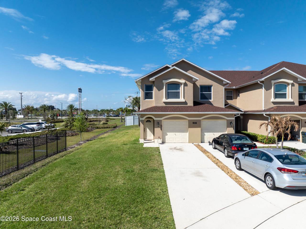 916 Ocaso Lane - Photo 1