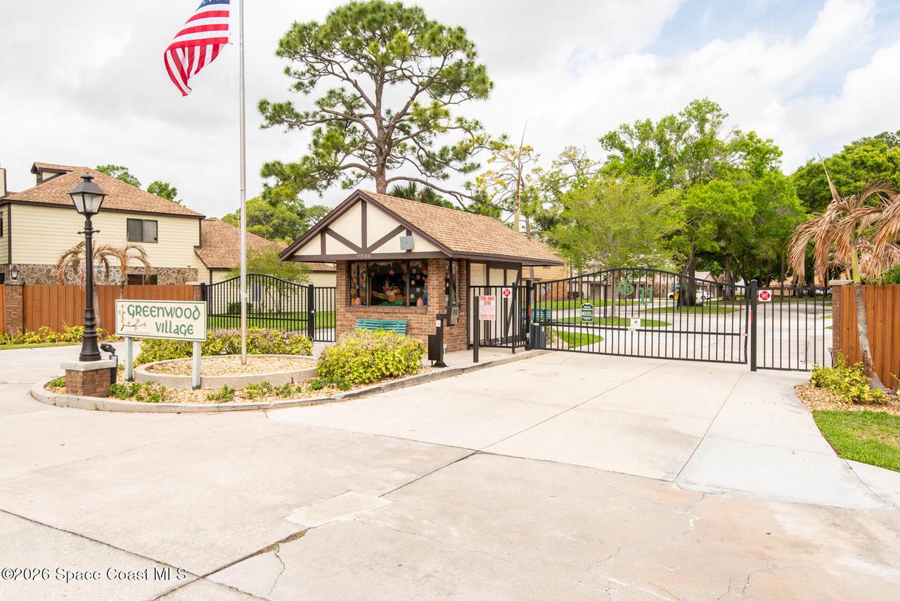 https://bt-photos.global.ssl.fastly.net/spacecoast/1280_boomver_1_1073436-2.jpg