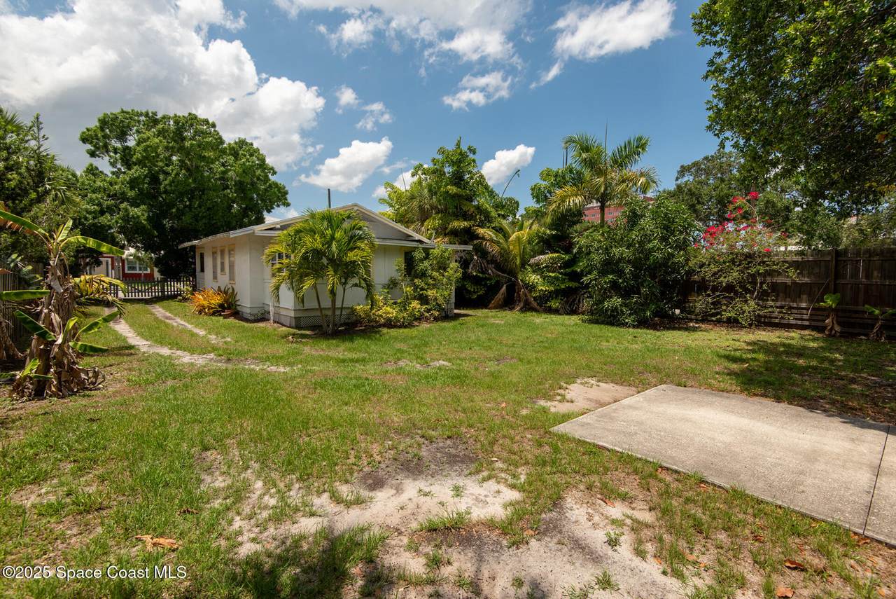 https://bt-photos.global.ssl.fastly.net/spacecoast/1280_boomver_1_1073461-2.jpg