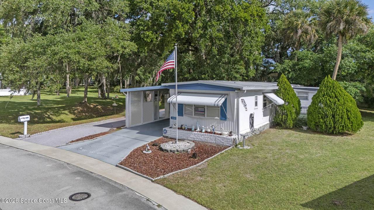 268 Holiday Park Boulevard - Photo 1