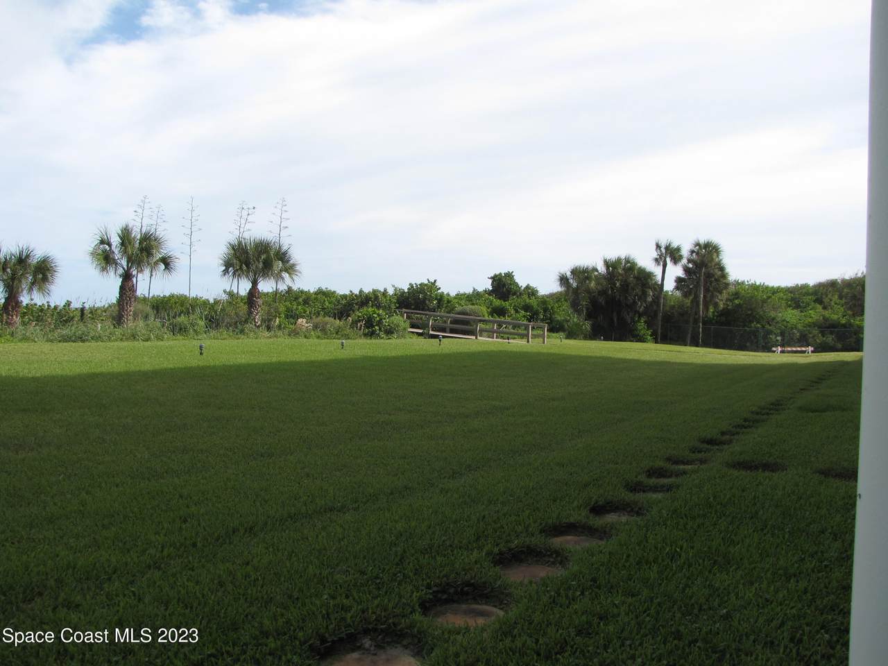 https://bt-photos.global.ssl.fastly.net/spacecoast/1280_boomver_1_1073850-2.jpg
