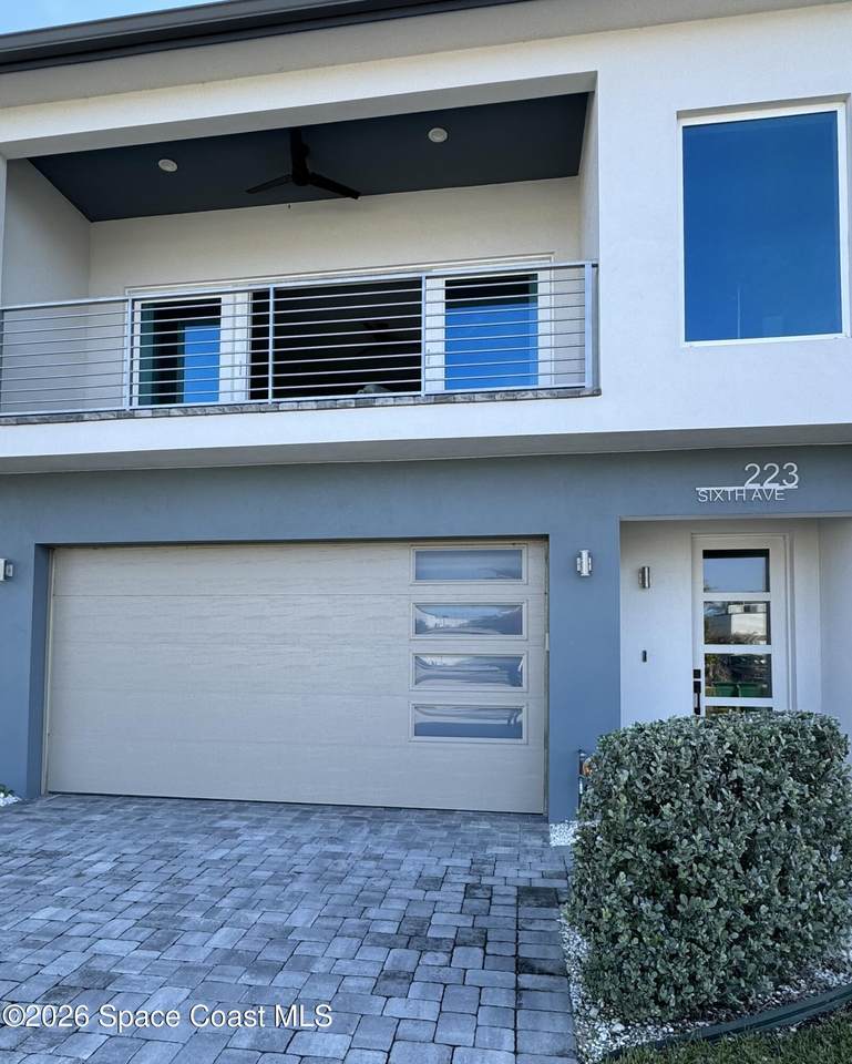 223 6th Avenue - Photo 1