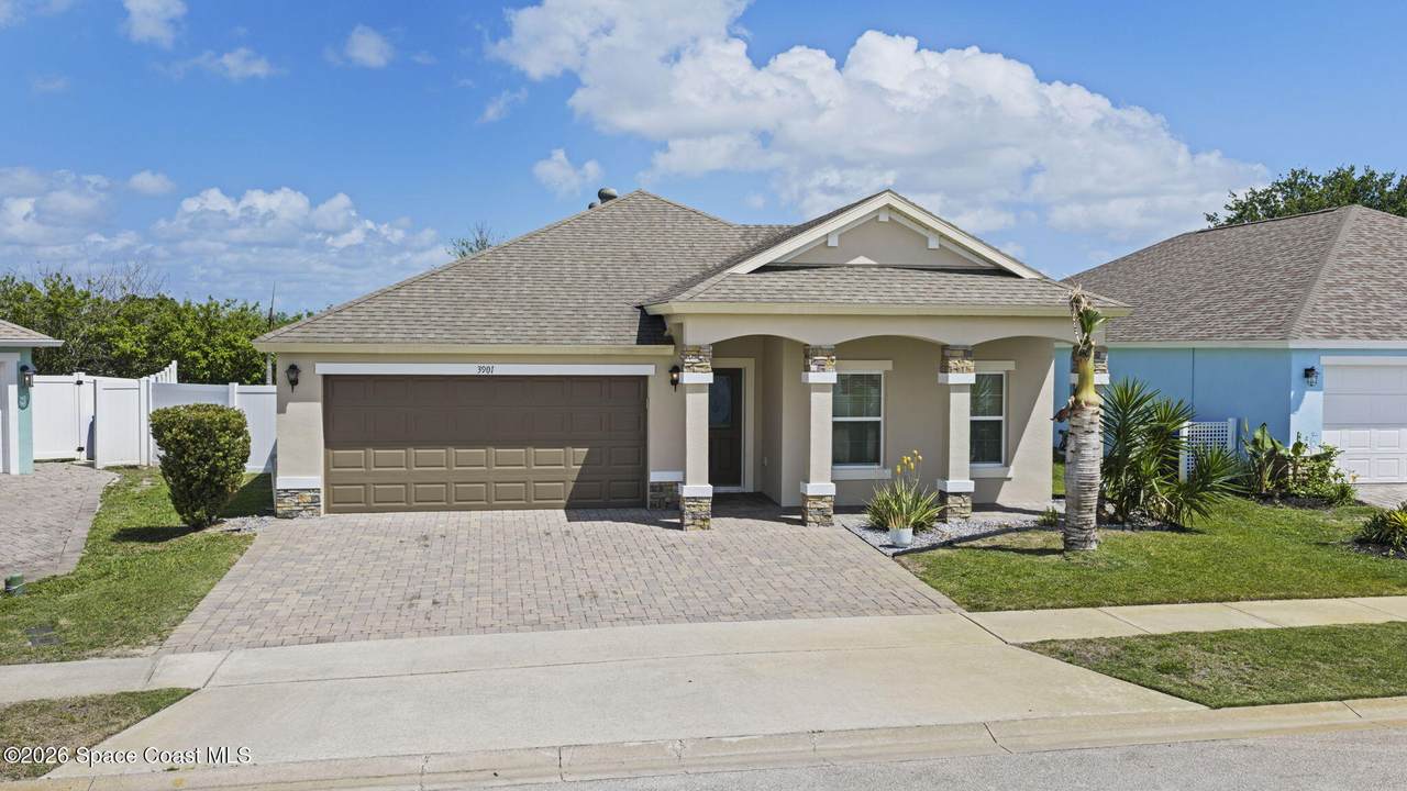 https://bt-photos.global.ssl.fastly.net/spacecoast/1280_boomver_1_1074177-2.jpg