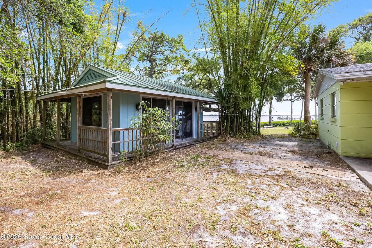 https://bt-photos.global.ssl.fastly.net/spacecoast/1280_boomver_1_1074225-2.jpg