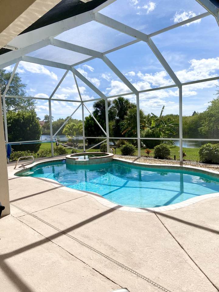 https://bt-photos.global.ssl.fastly.net/spacecoast/1280_boomver_1_1074267-2.jpg