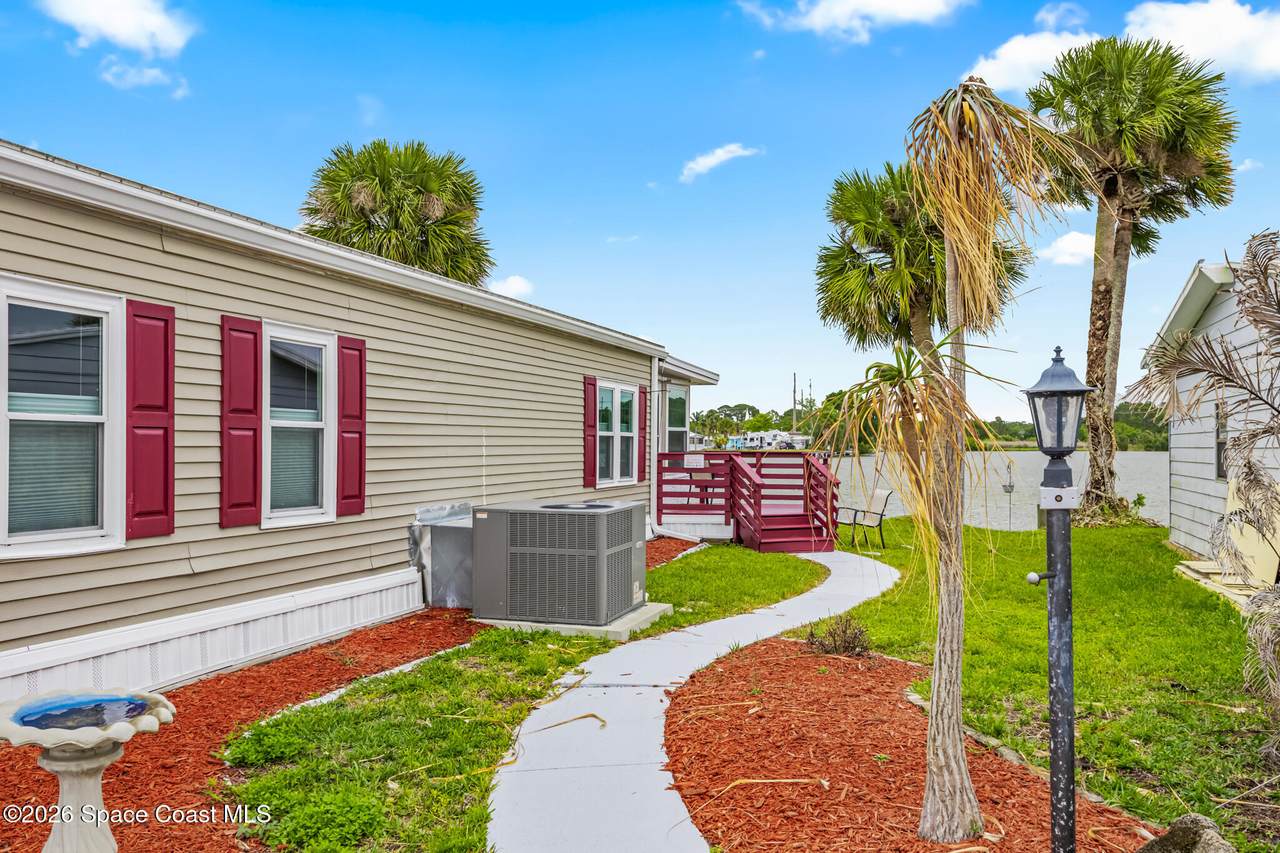 https://bt-photos.global.ssl.fastly.net/spacecoast/1280_boomver_1_1074285-2.jpg