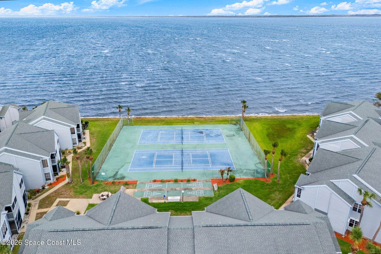 https://bt-photos.global.ssl.fastly.net/spacecoast/1280_boomver_1_1074347-2.jpg