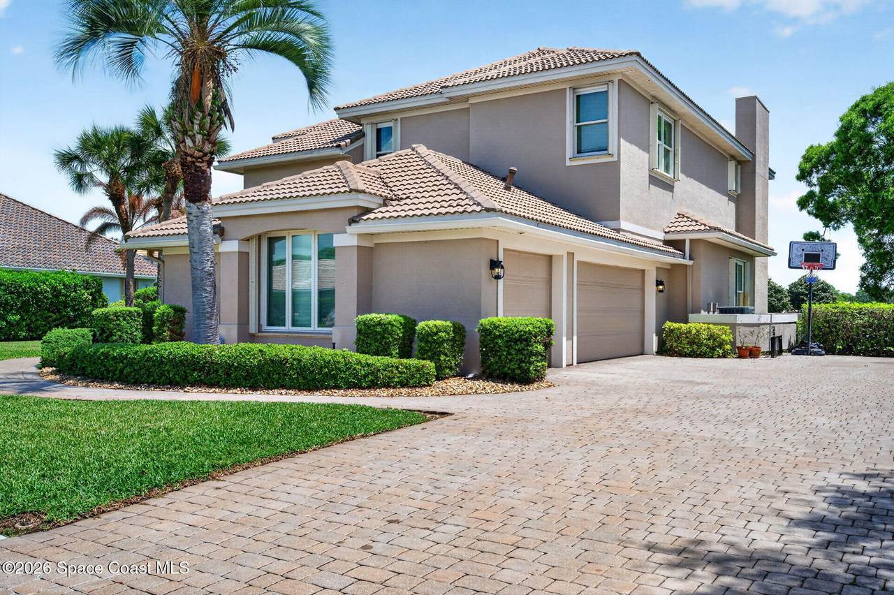 https://bt-photos.global.ssl.fastly.net/spacecoast/1280_boomver_1_1074394-2.jpg