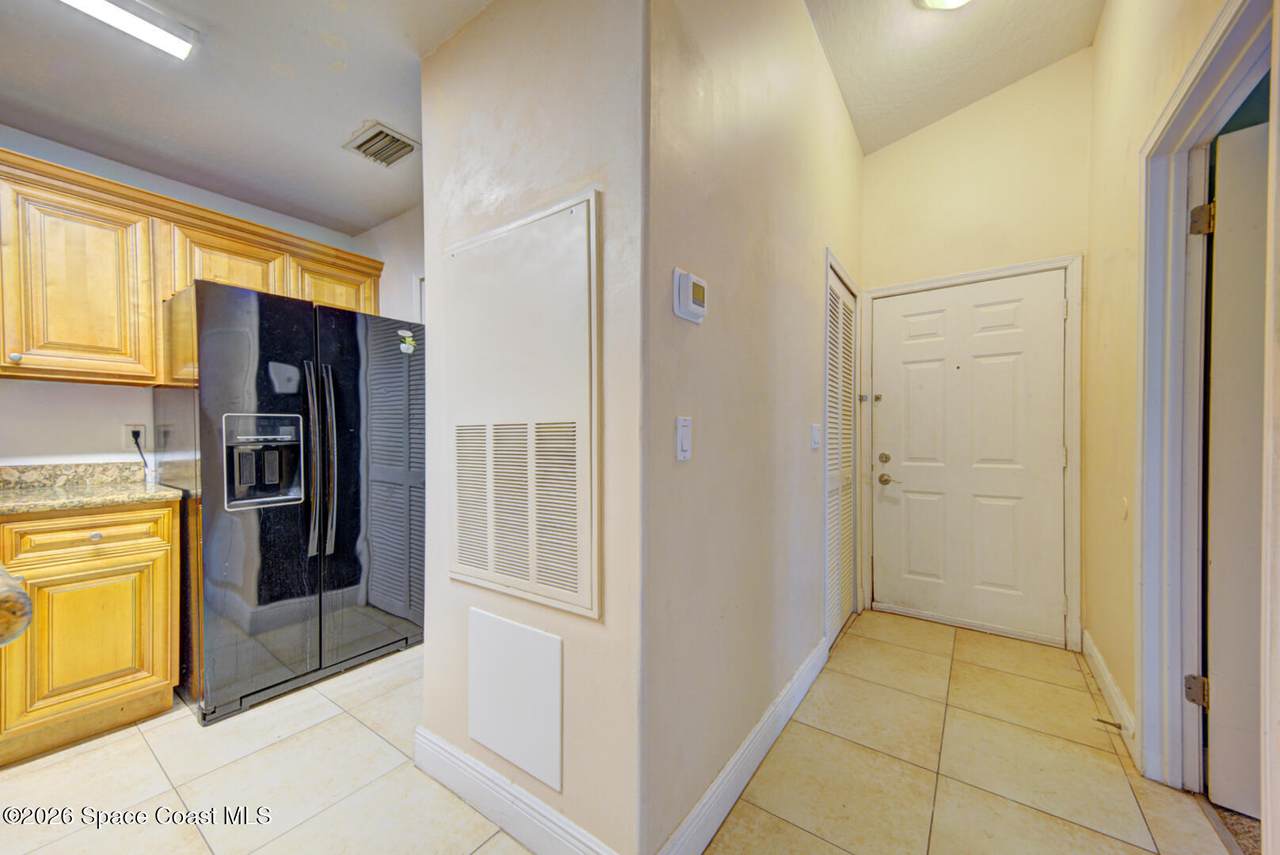 https://bt-photos.global.ssl.fastly.net/spacecoast/1280_boomver_1_1074419-2.jpg