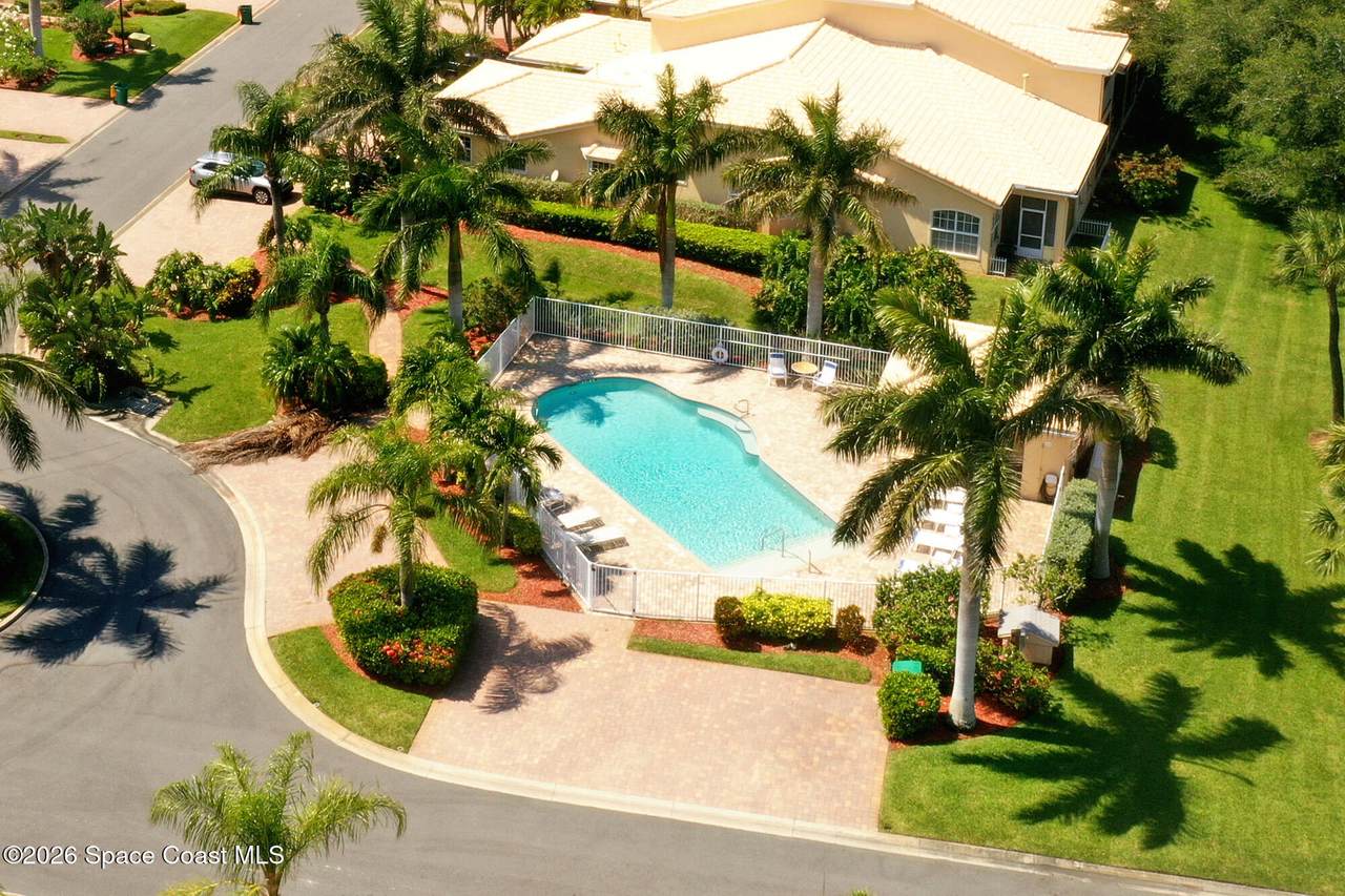 https://bt-photos.global.ssl.fastly.net/spacecoast/1280_boomver_1_1074435-2.jpg
