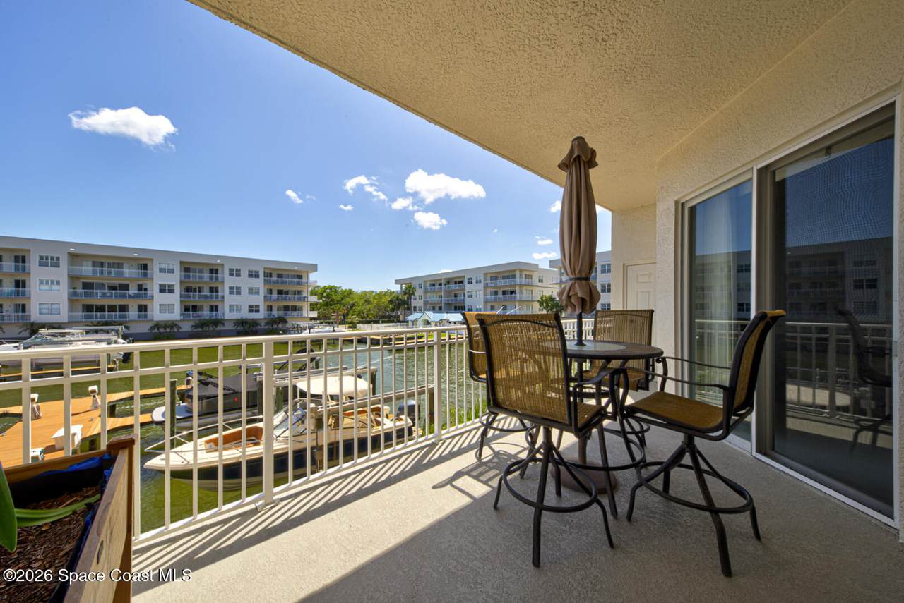 https://bt-photos.global.ssl.fastly.net/spacecoast/orig_boomver_1_1074681-2.jpg