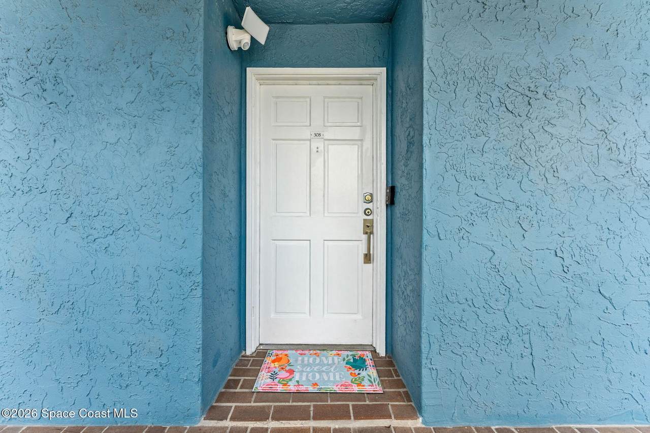 https://bt-photos.global.ssl.fastly.net/spacecoast/1280_boomver_1_1074759-2.jpg