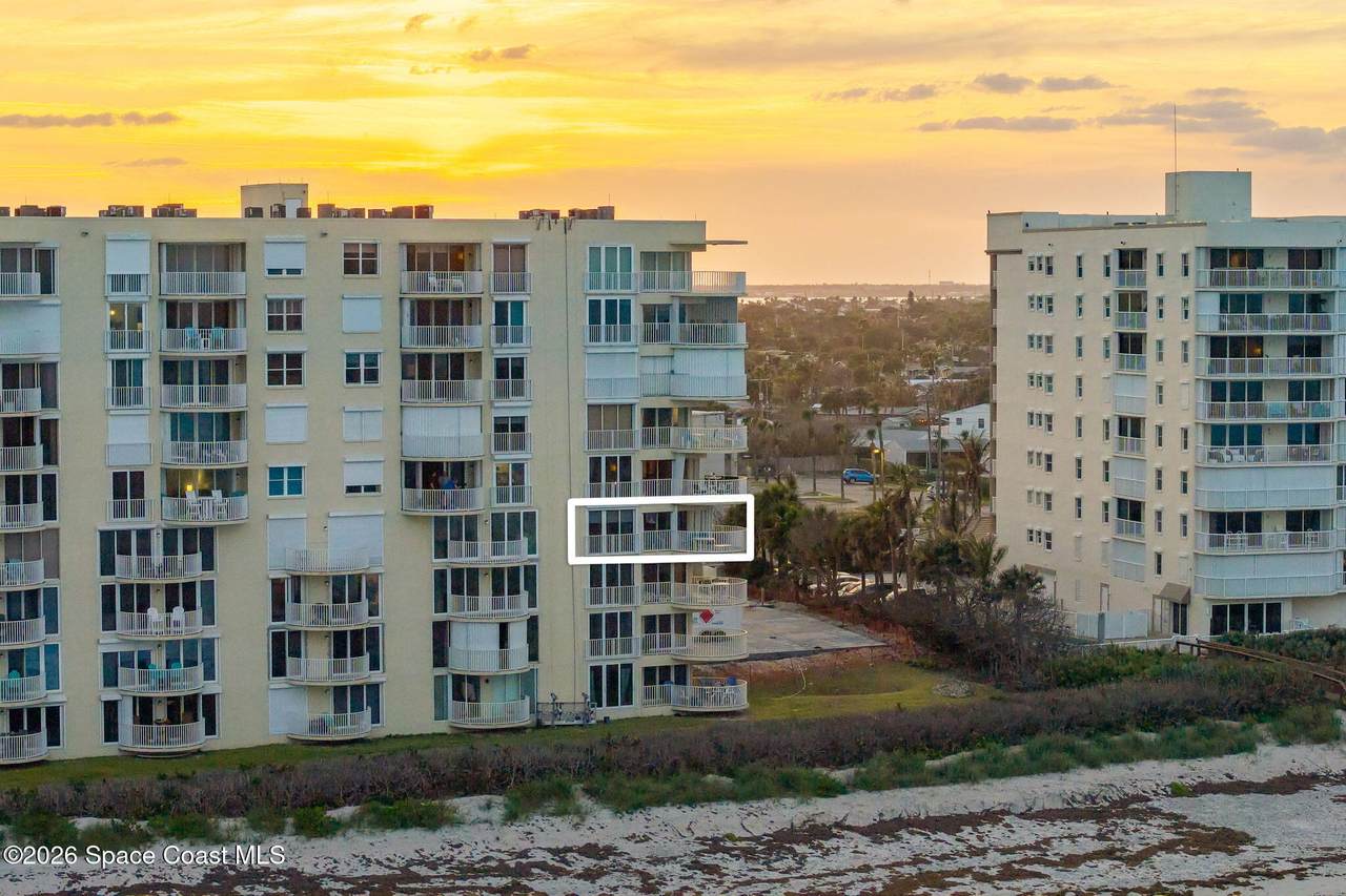 https://bt-photos.global.ssl.fastly.net/spacecoast/1280_boomver_1_1074838-2.jpg
