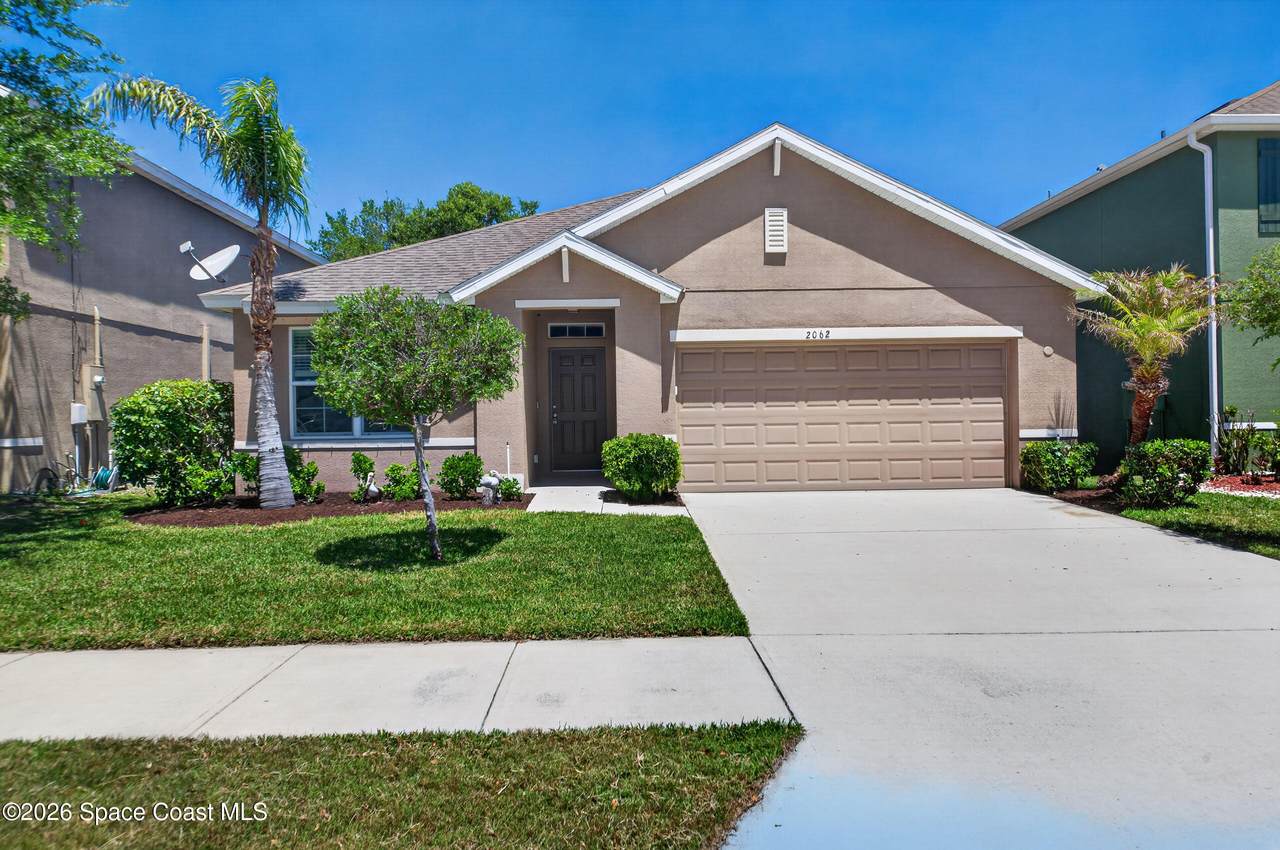 2062 Elkins Point Point - Photo 1