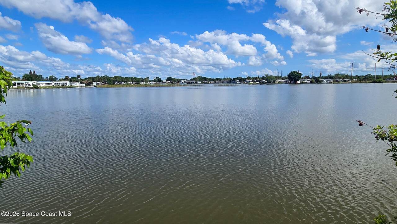 https://bt-photos.global.ssl.fastly.net/spacecoast/1280_boomver_1_1075108-2.jpg