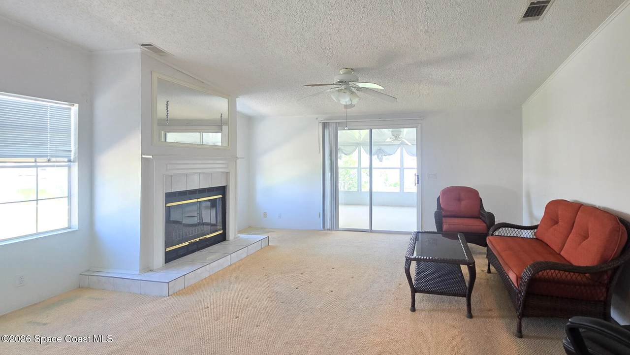 https://bt-photos.global.ssl.fastly.net/spacecoast/1280_boomver_1_1075108-2.jpg