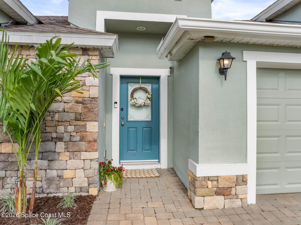 https://bt-photos.global.ssl.fastly.net/spacecoast/1280_boomver_2_1075496-2.jpg