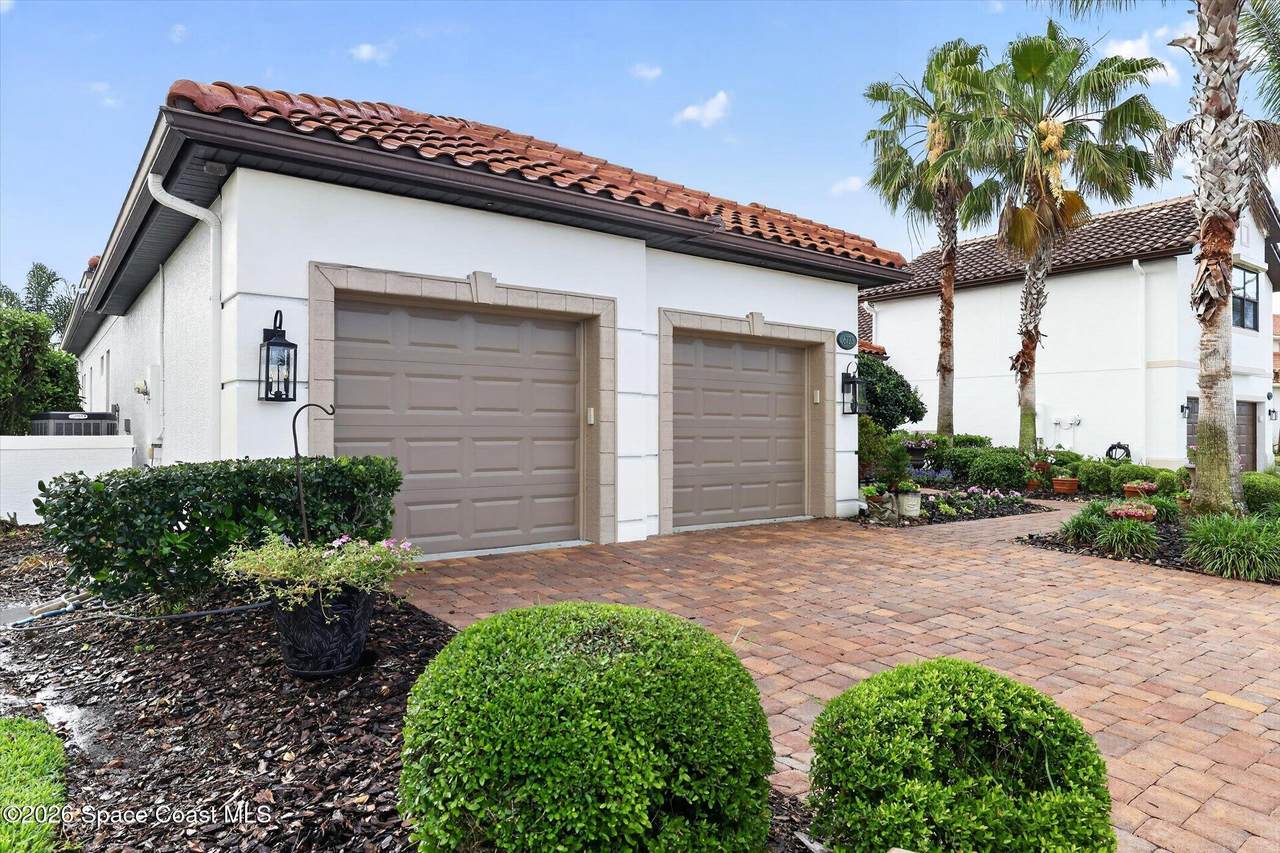 https://bt-photos.global.ssl.fastly.net/spacecoast/orig_boomver_1_1075663-2.jpg