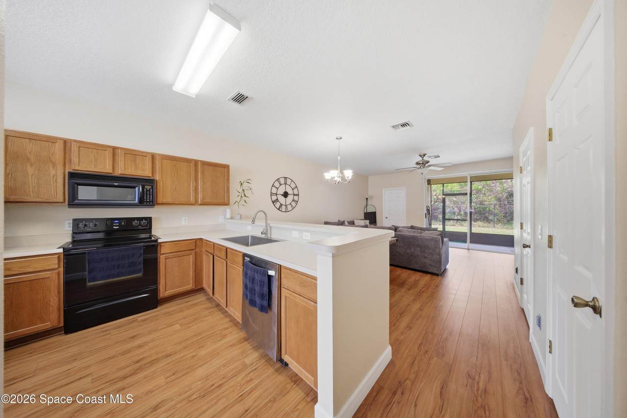 https://bt-photos.global.ssl.fastly.net/spacecoast/1280_boomver_1_1075961-2.jpg