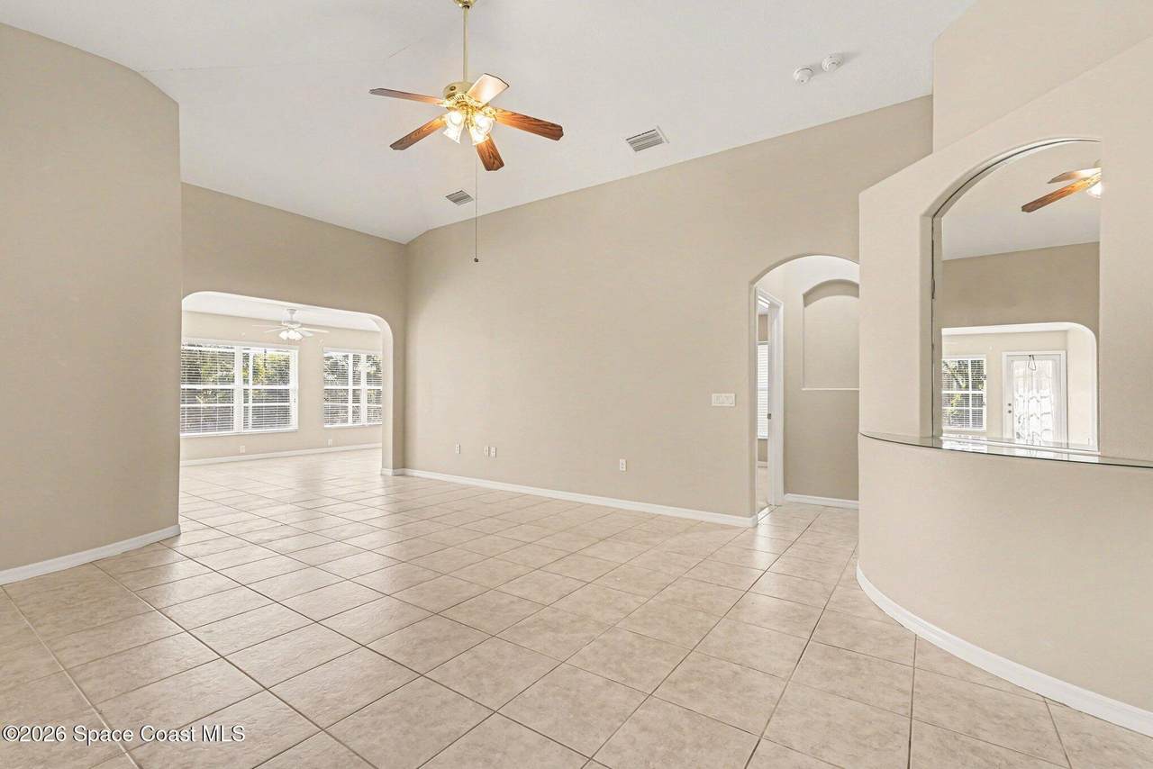 https://bt-photos.global.ssl.fastly.net/spacecoast/1280_boomver_1_1076015-2.jpg
