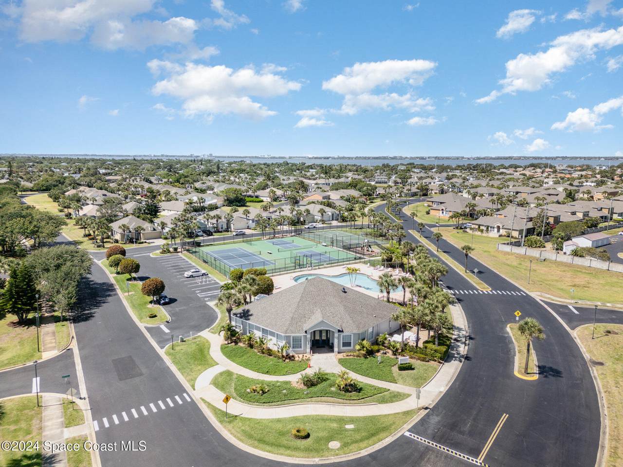 https://bt-photos.global.ssl.fastly.net/spacecoast/orig_boomver_1_1076041-2.jpg