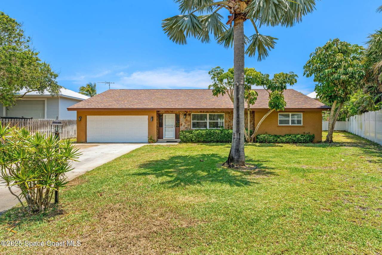 https://bt-photos.global.ssl.fastly.net/spacecoast/1280_boomver_1_1076104-2.jpg