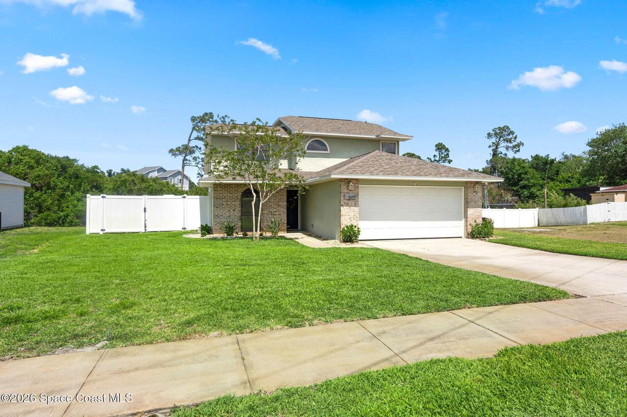 https://bt-photos.global.ssl.fastly.net/spacecoast/1280_boomver_1_1076166-2.jpg