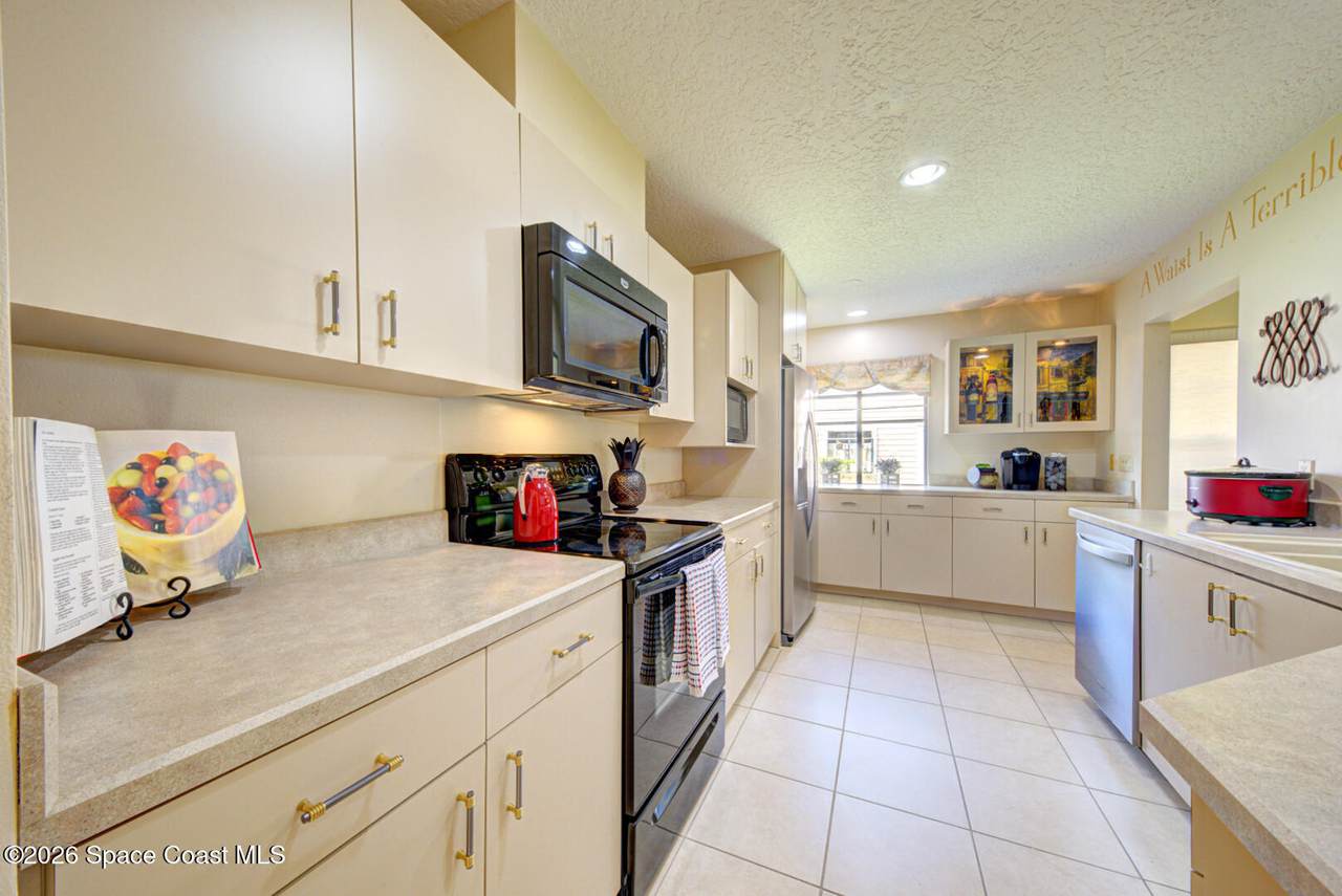 https://bt-photos.global.ssl.fastly.net/spacecoast/1280_boomver_1_1076241-2.jpg