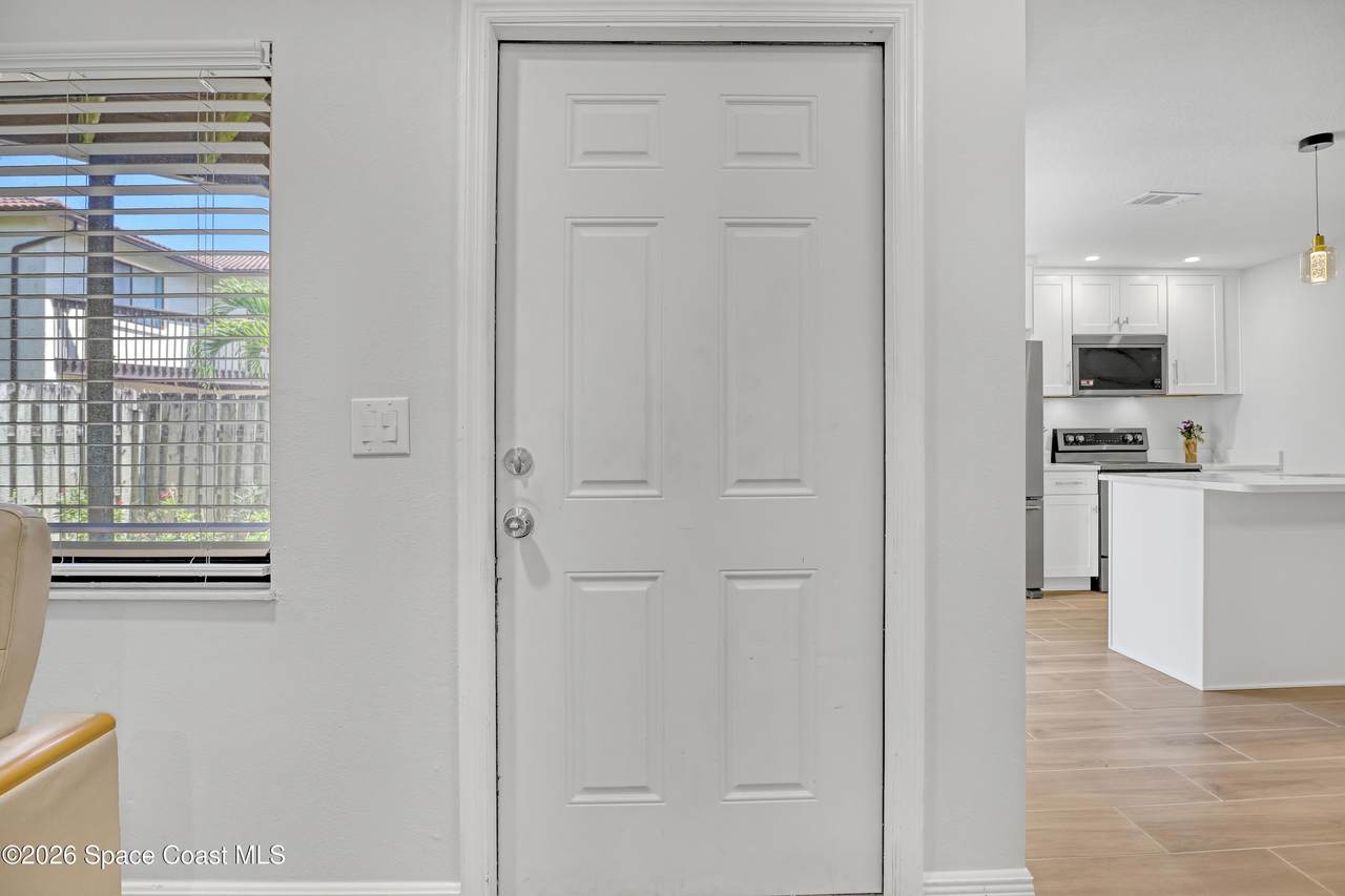 https://bt-photos.global.ssl.fastly.net/spacecoast/orig_boomver_1_1076265-2.jpg